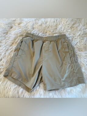 Birddogs Men’s Lined Athletic Shorts. Size Medium